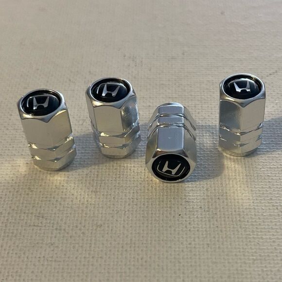 Honda Logo valve Stem caps in Silver set of 4 NWT - Picture 3 of 5